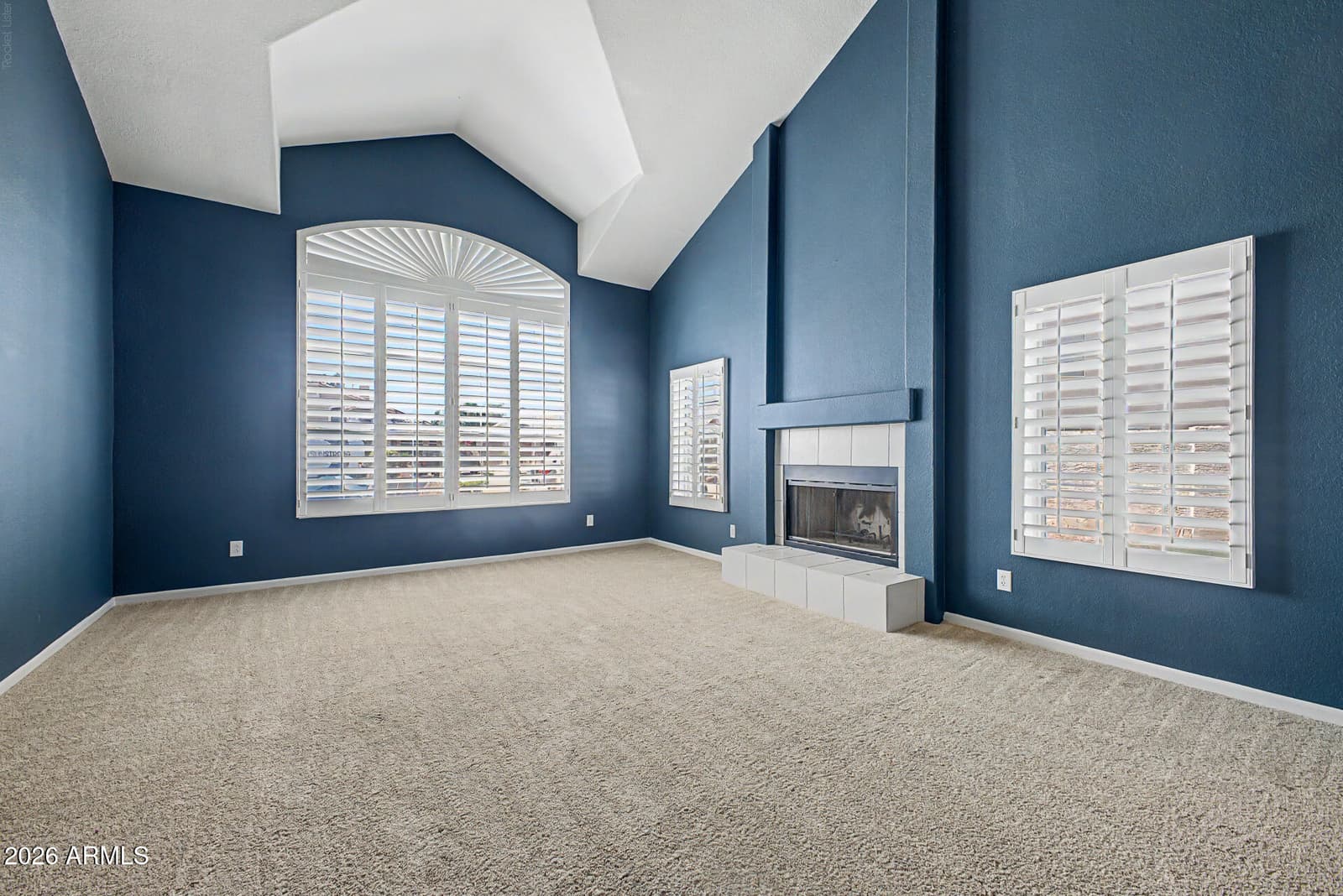 7815 W KERRY Lane, Glendale, AZ 85308 — photo 11 of 48