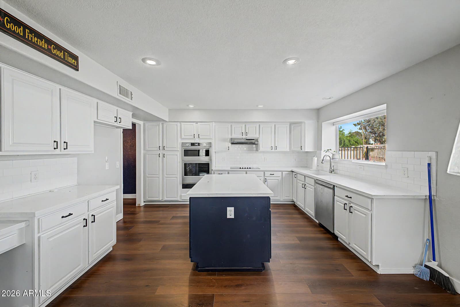 7815 W KERRY Lane, Glendale, AZ 85308 — photo 16 of 48