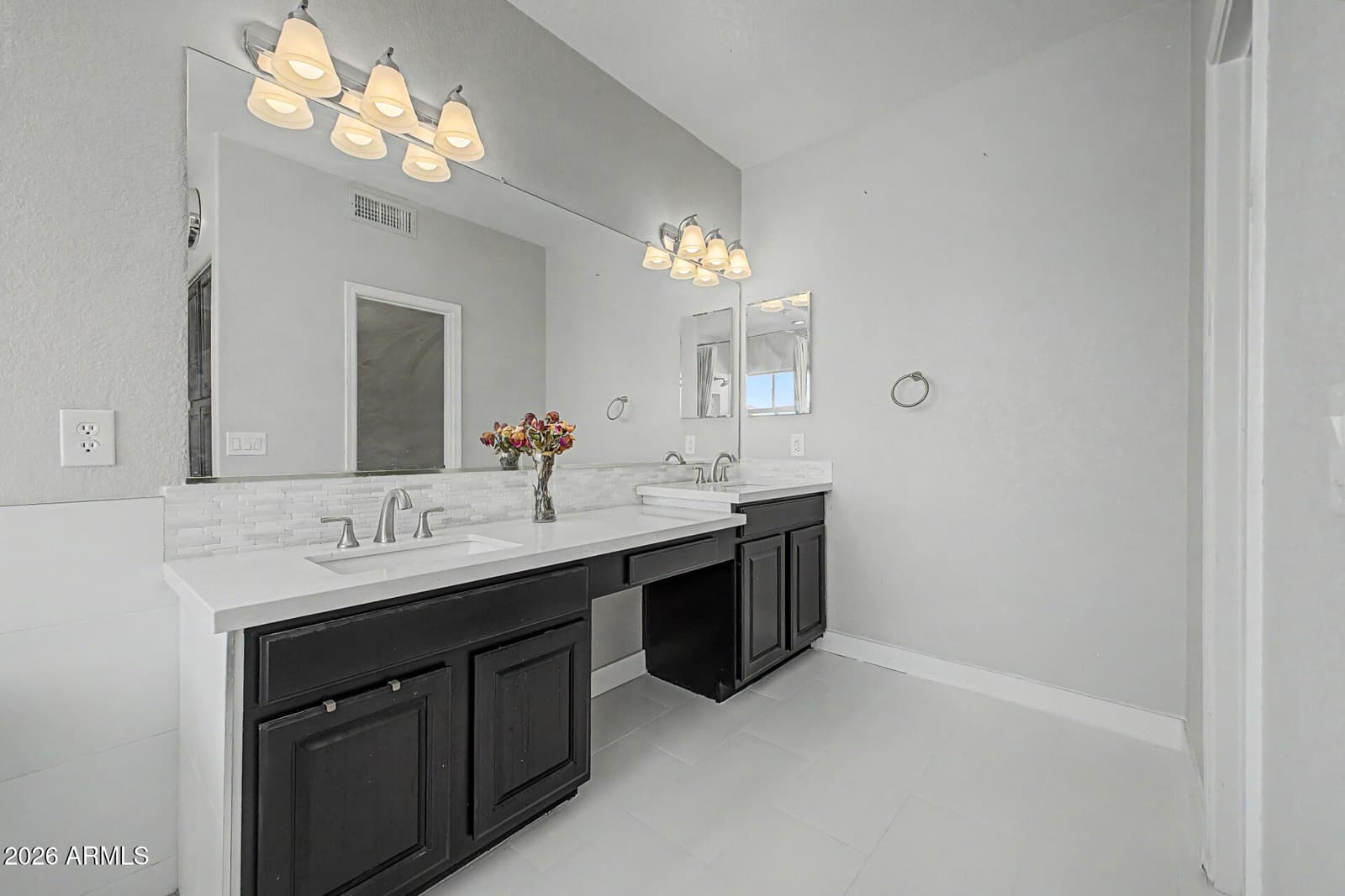 7815 W KERRY Lane, Glendale, AZ 85308 — photo 27 of 48