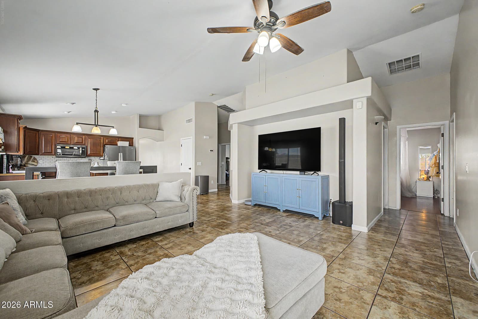 6804 S 43rd Lane, Laveen, AZ 85339 — photo 9 of 30