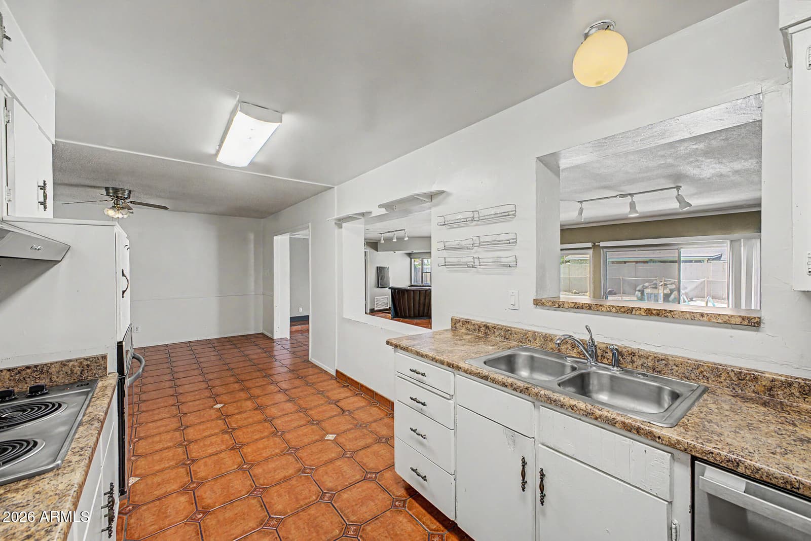 6024 N 22ND Avenue, Phoenix, AZ 85015 — photo 17 of 46