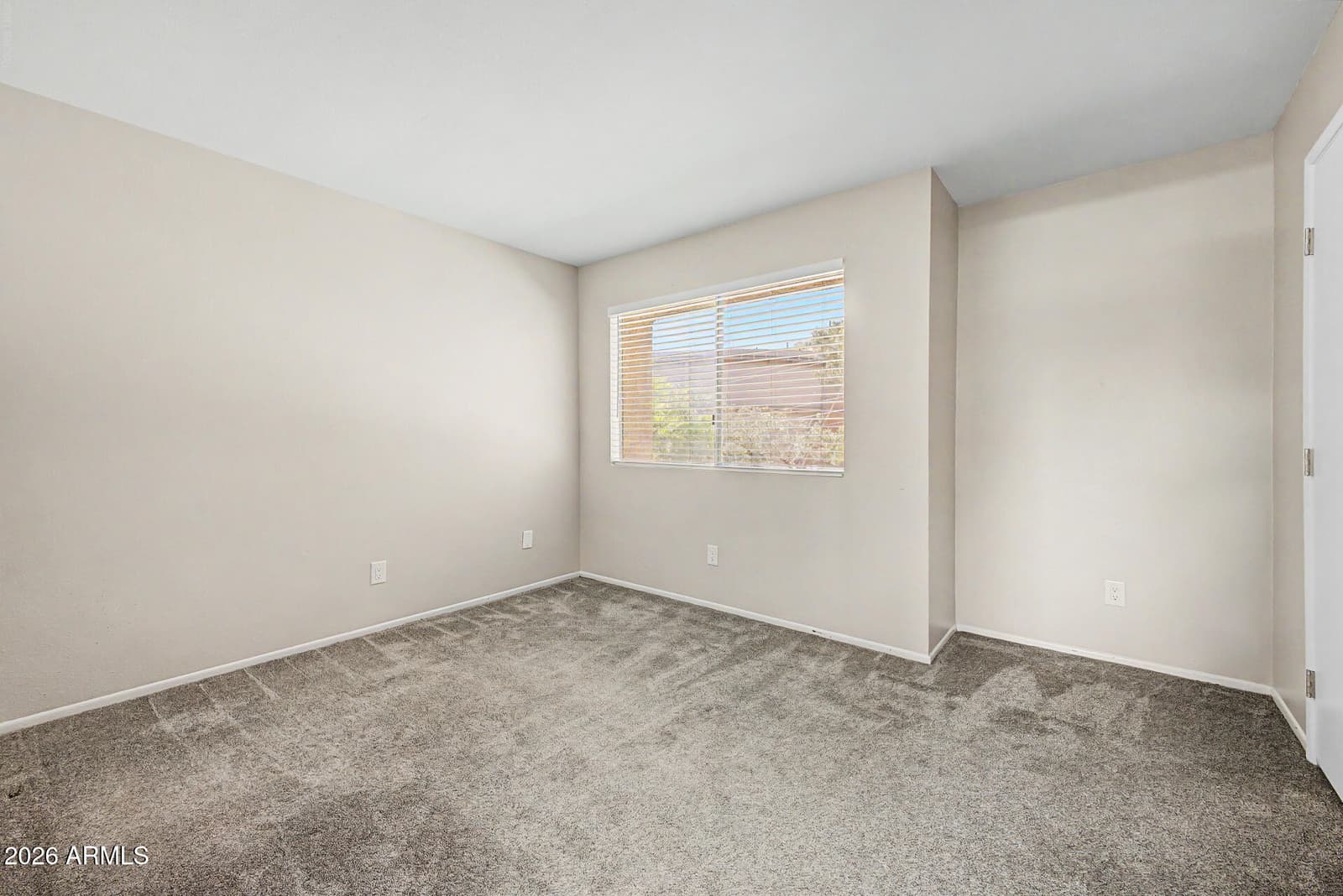 1601 W SUNNYSIDE Drive 166, Phoenix, AZ 85029 — photo 19 of 26