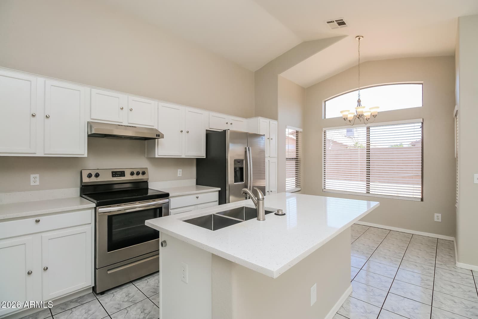 1024 E SANTA CRUZ Lane, Apache Junction, AZ 85119 — photo 5 of 21