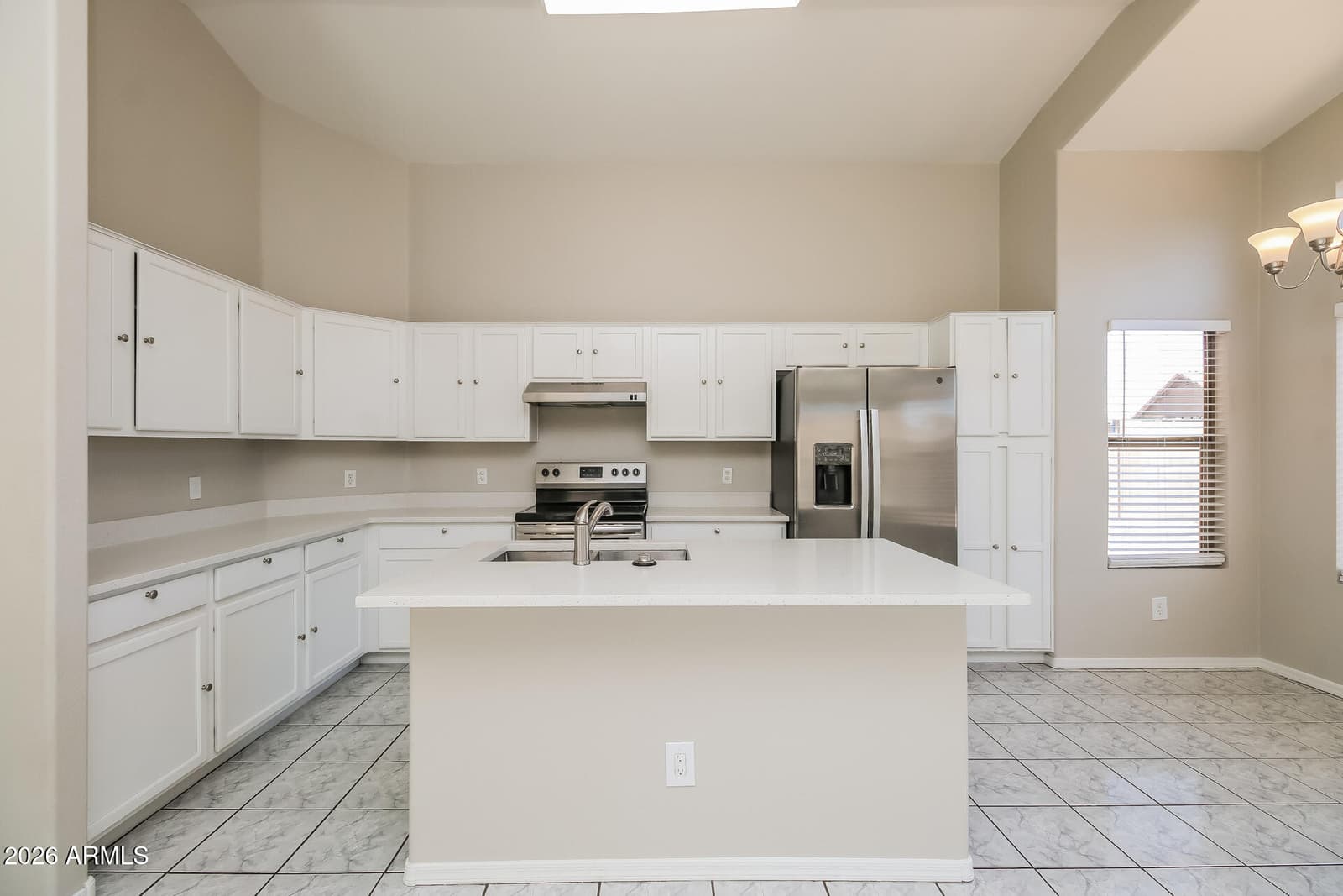 1024 E SANTA CRUZ Lane, Apache Junction, AZ 85119 — photo 6 of 21