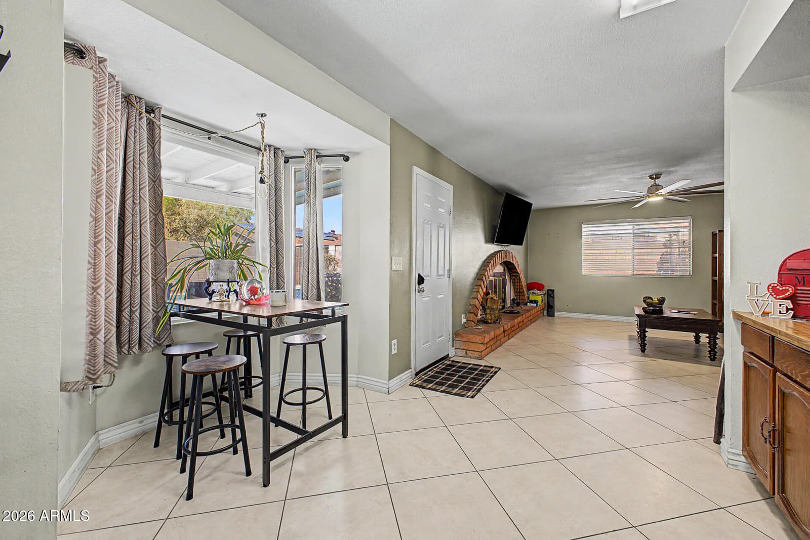 5734 W Palo Verde Avenue, Glendale, AZ 85302 — photo 11 of 38