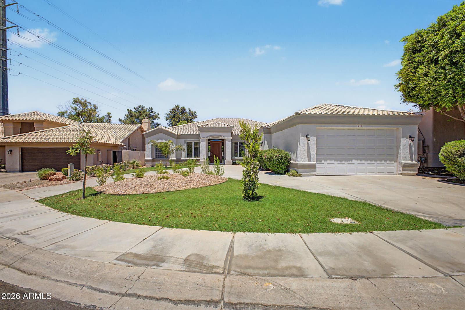1912 E SCHOONER Court, Gilbert, AZ 85234 — photo 3 of 40