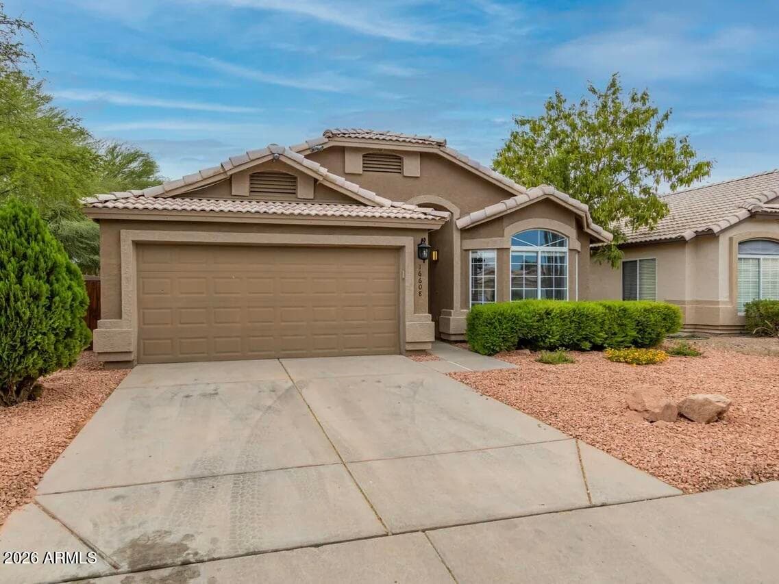 16608 N 22ND Street, Phoenix, AZ 85022 — photo 2 of 29