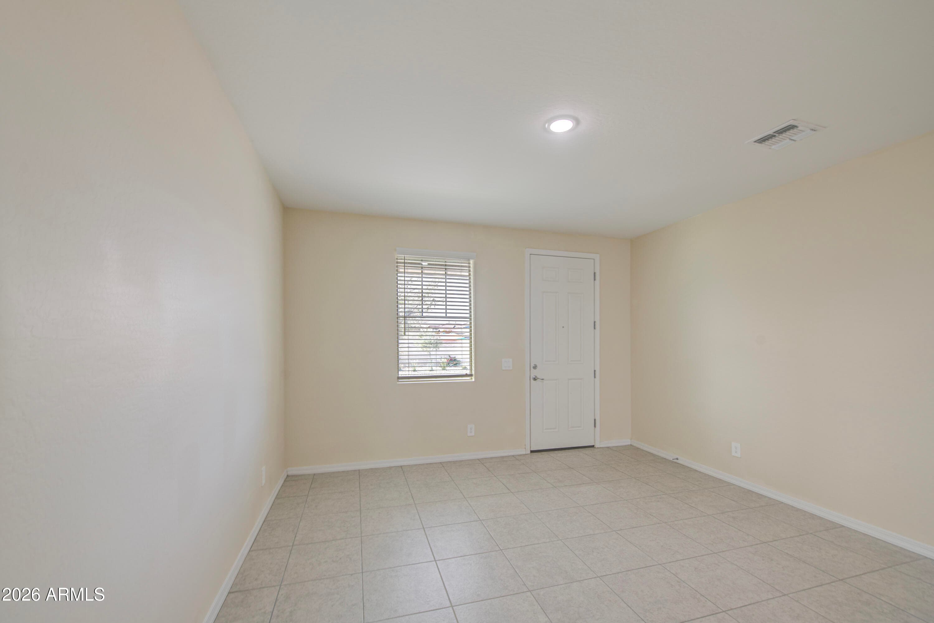 4617 S 108TH Avenue, Tolleson, AZ 85353 — photo 6 of 57