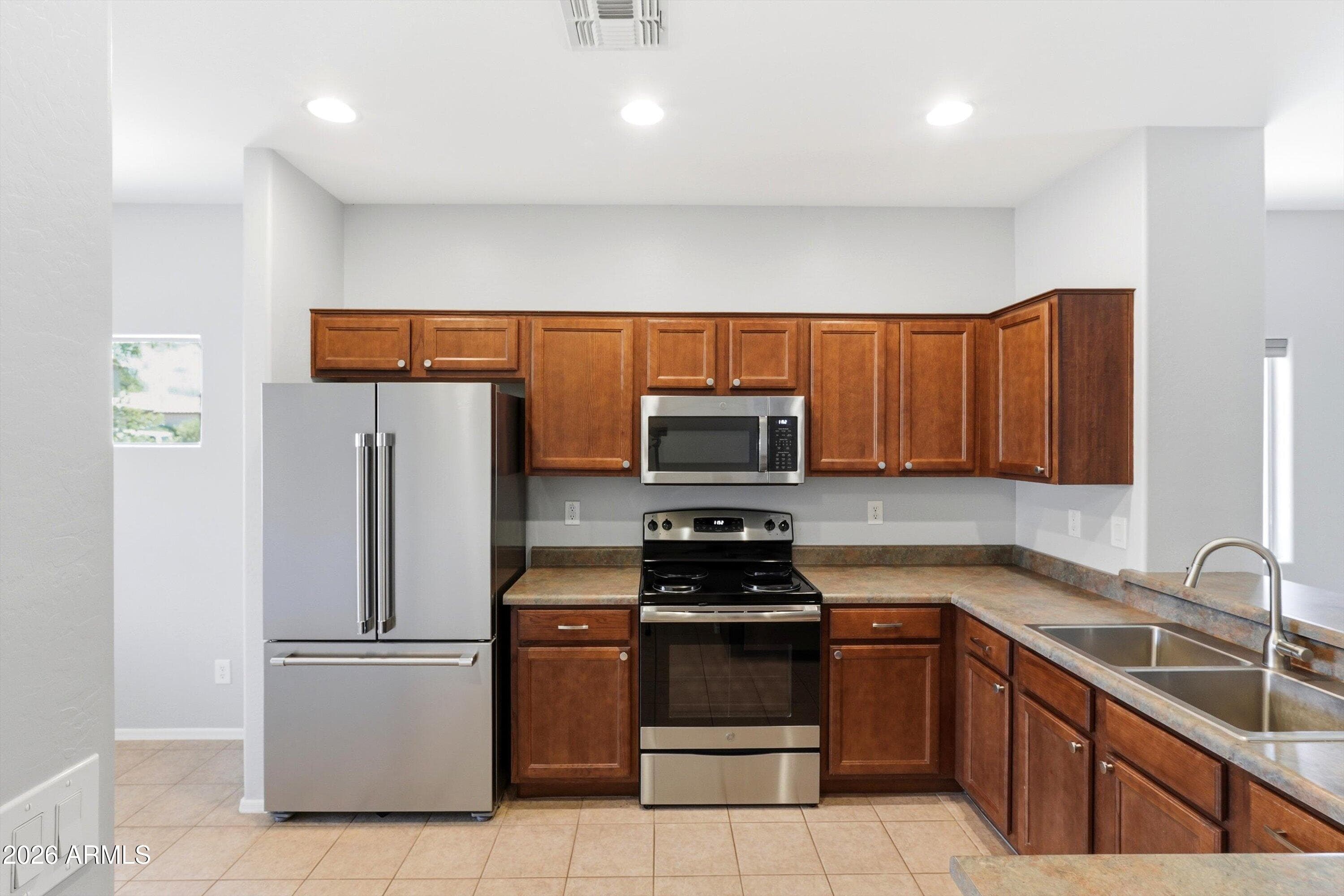 225 W REEVES Avenue, Queen Creek, AZ 85140 — photo 5 of 29