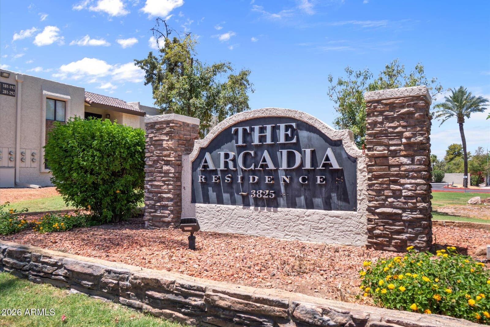 3825 E CAMELBACK Road 214, Phoenix, AZ 85018