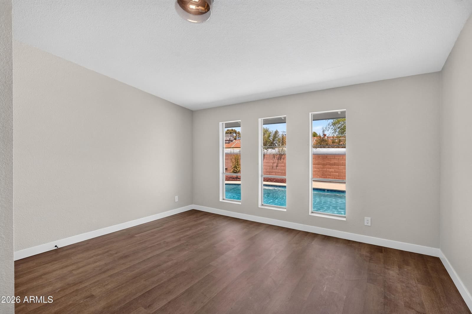 12629 N ROSEWOOD Avenue, Phoenix, AZ 85029 — photo 13 of 31