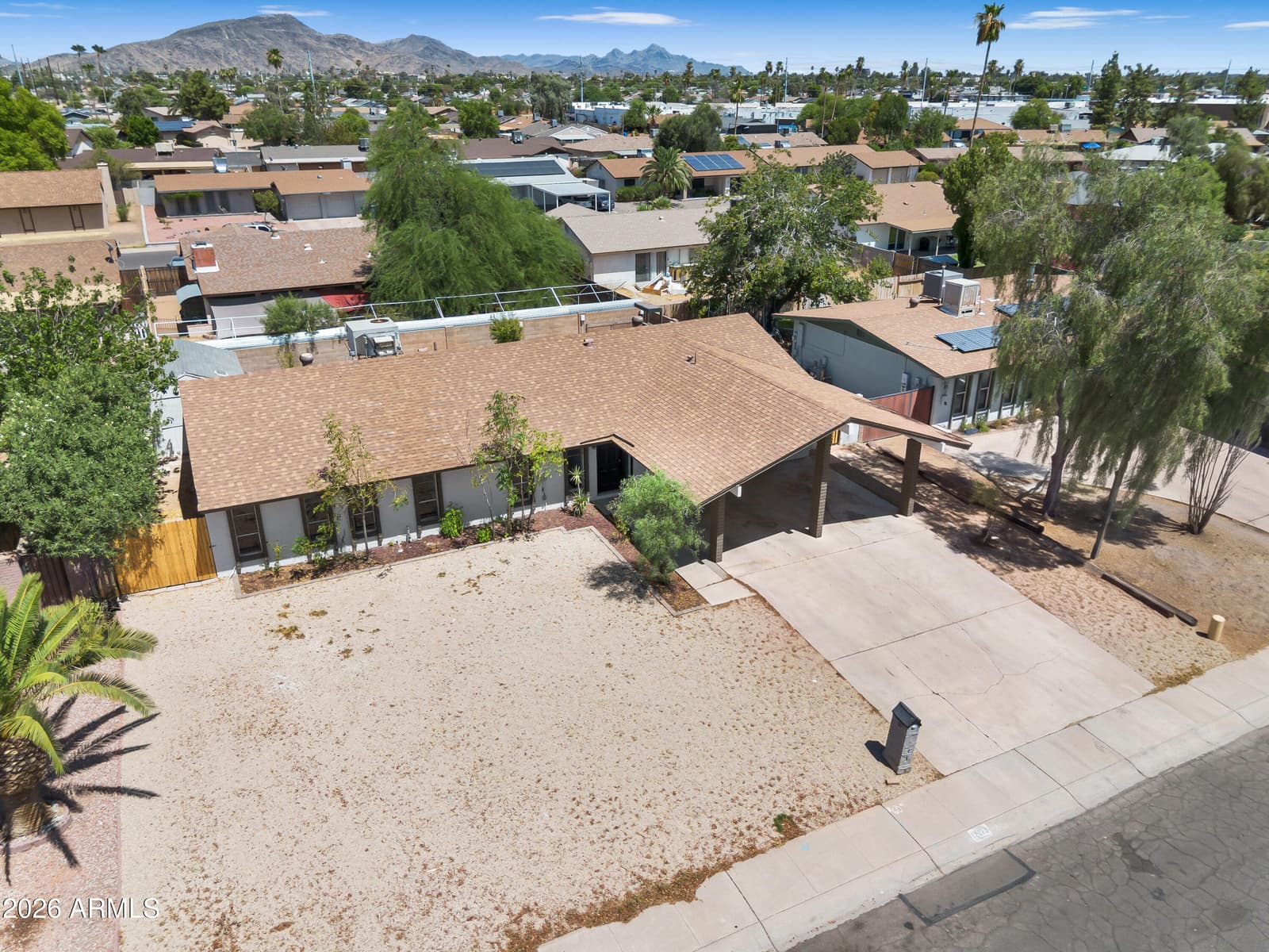 12629 N ROSEWOOD Avenue, Phoenix, AZ 85029 — photo 30 of 31