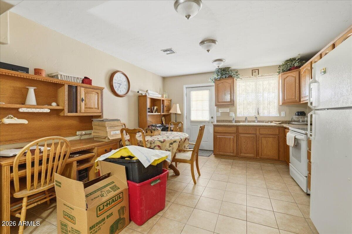 17708 E BLUEJAY Drive, Mayer, AZ 86333 — photo 9 of 21