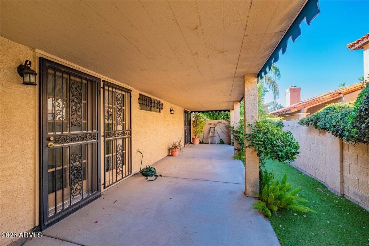 9745 N 80TH Place, Scottsdale, AZ 85258 — photo 6 of 24