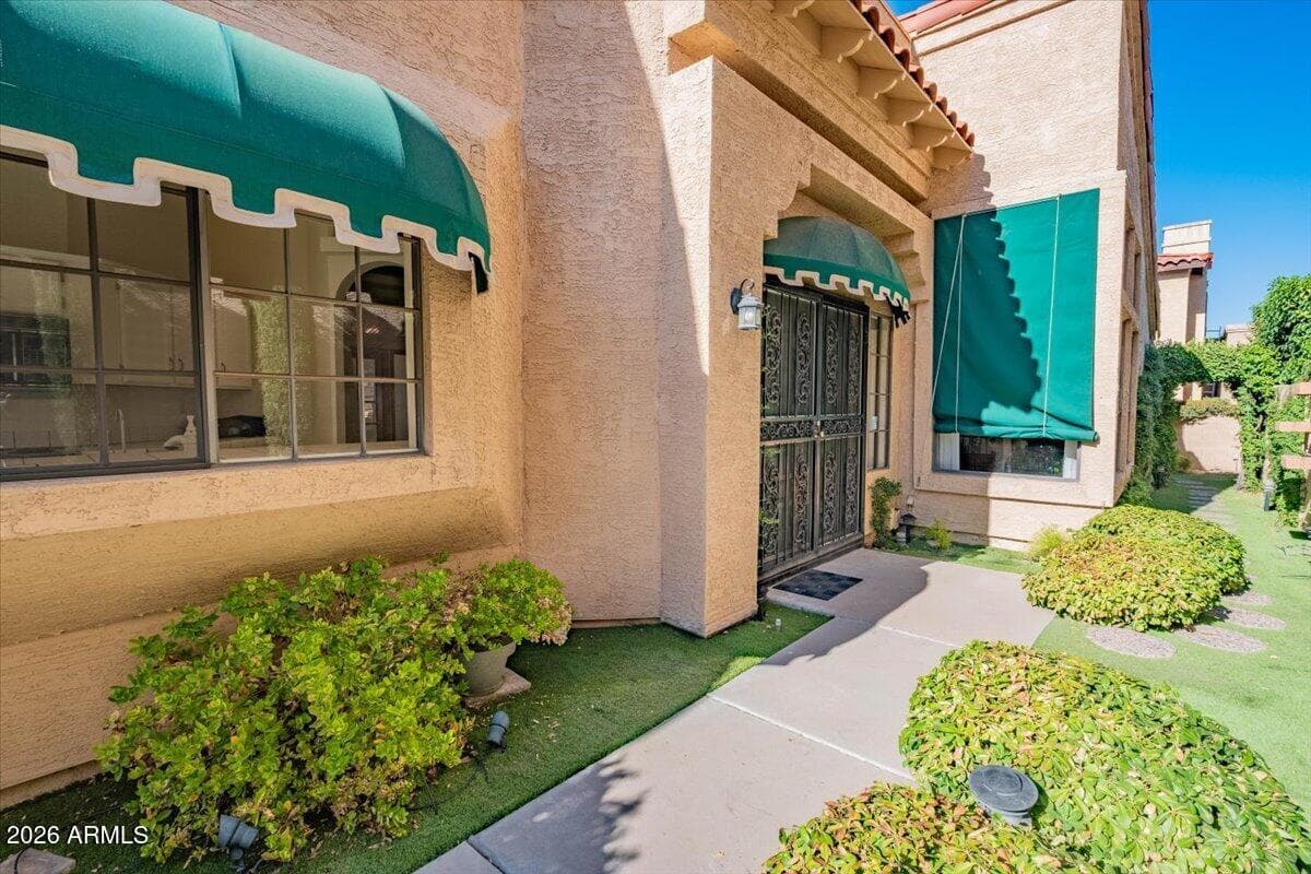 9745 N 80TH Place, Scottsdale, AZ 85258 — photo 3 of 24