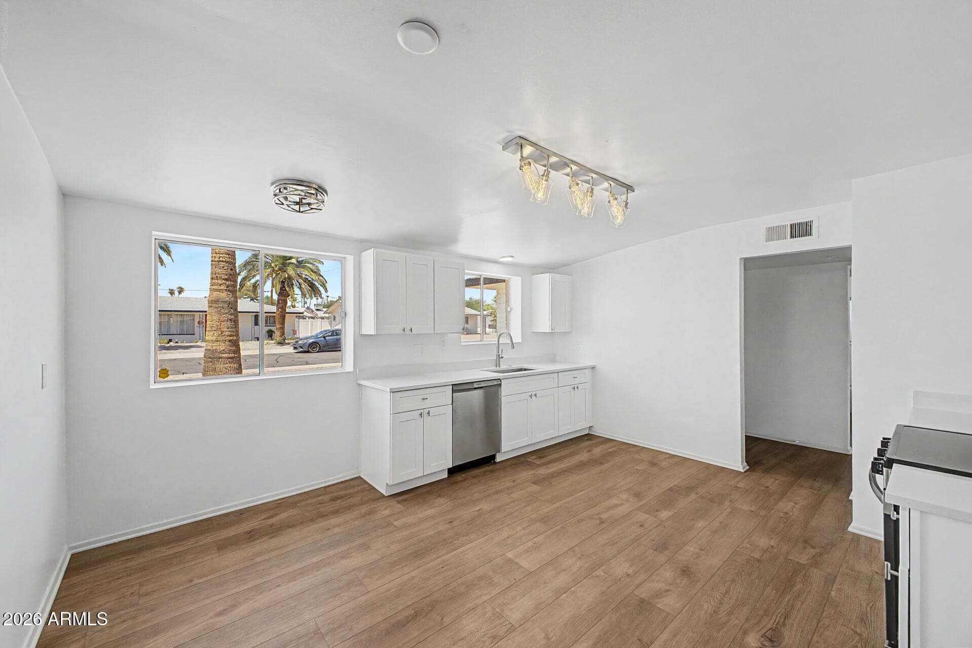 5209 E BUTTE Street, Mesa, AZ 85205 — photo 13 of 30