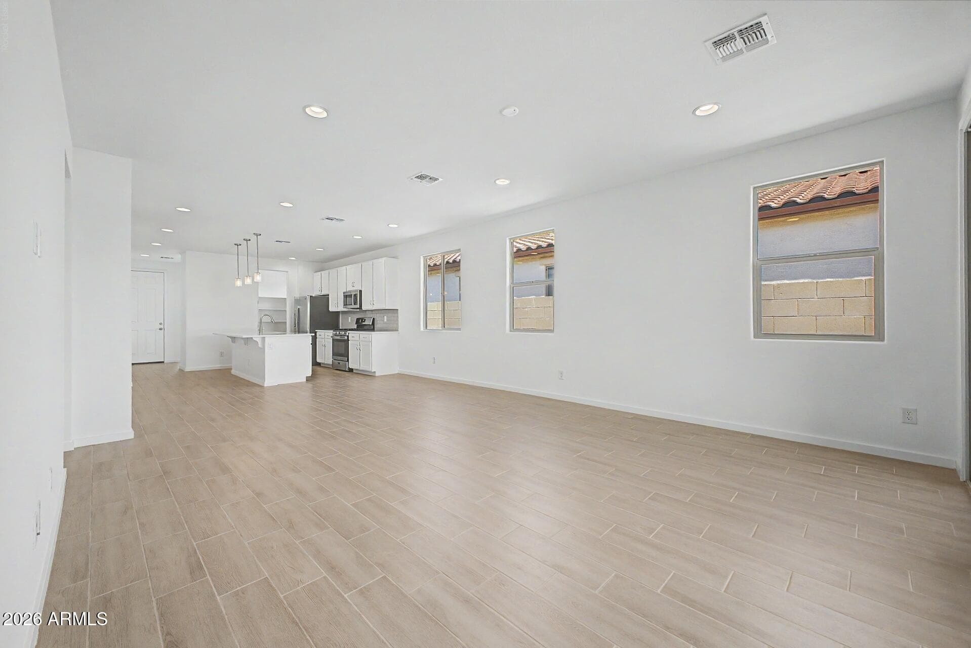 40087 W ANNE Lane, Maricopa, AZ 85138 — photo 8 of 36
