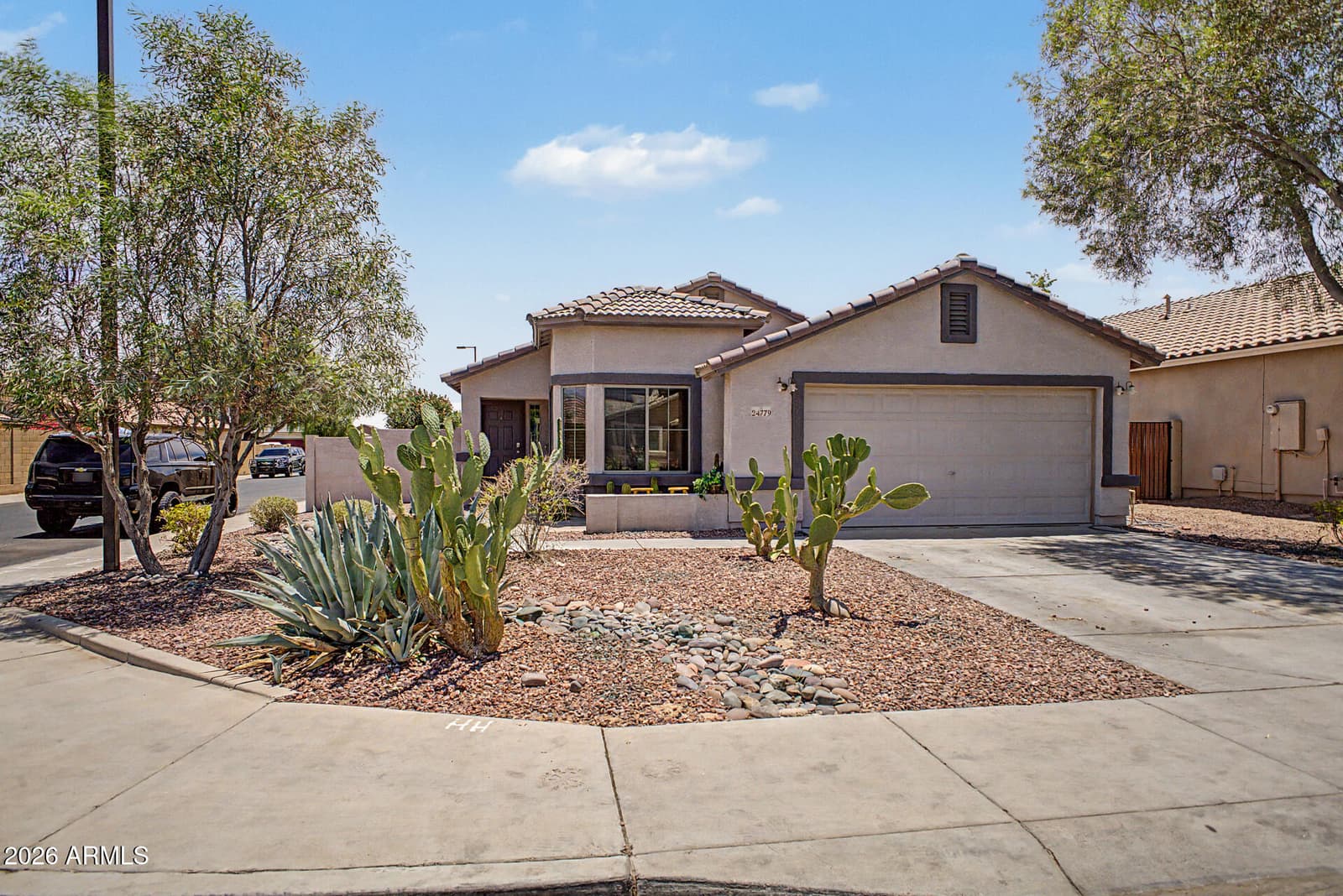 24779 W WAYLAND Drive, Buckeye, AZ 85326 — photo 7 of 29