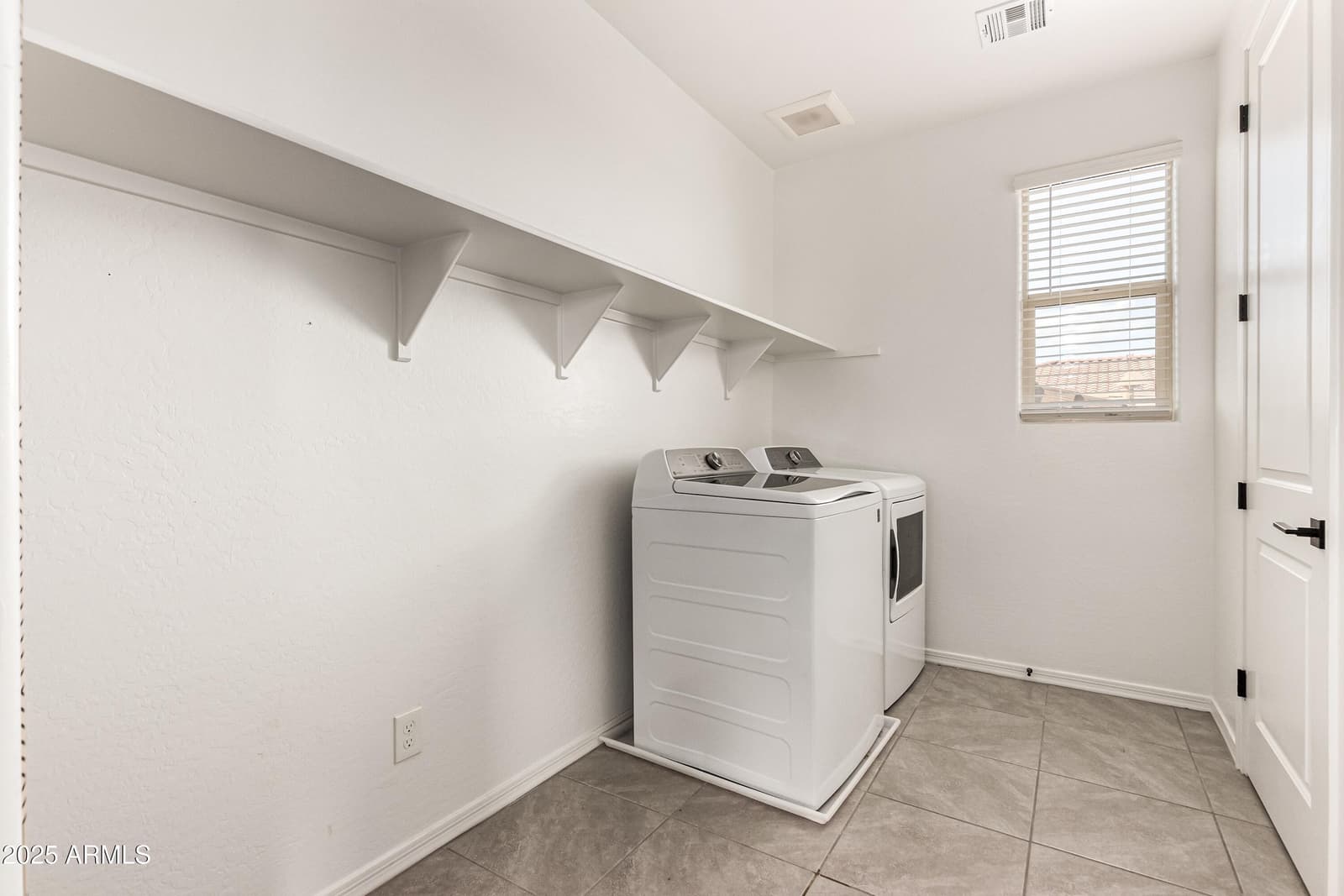 9548 E RAINBOW Avenue, Mesa, AZ 85212 — photo 40 of 45
