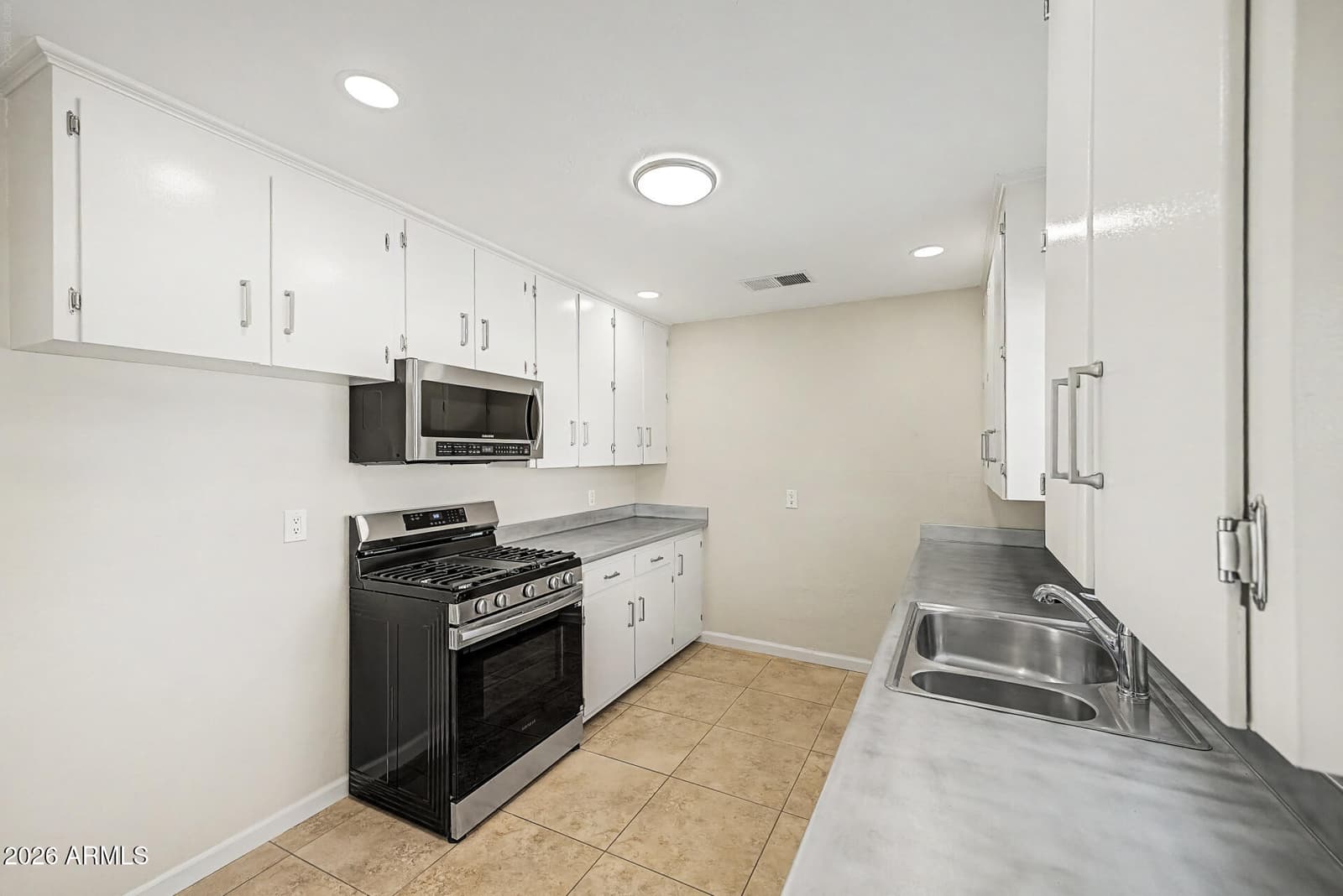 3621 N 21ST Drive, Phoenix, AZ 85015 — photo 13 of 41