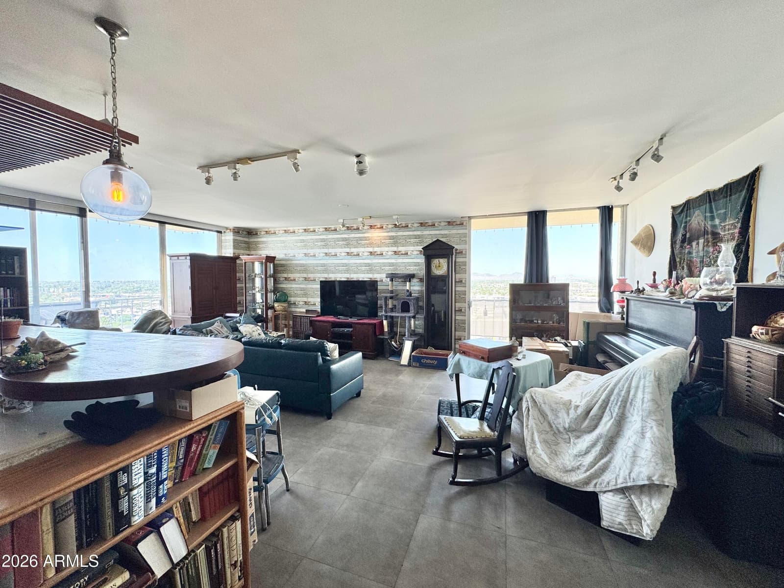 207 W CLARENDON Avenue C14, Phoenix, AZ 85013 — photo 3 of 55