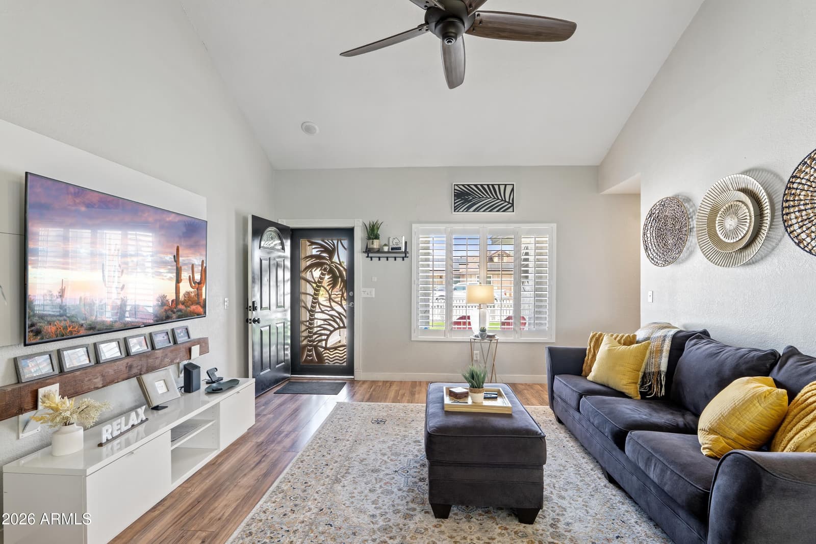 2213 W IRMA Lane, Phoenix, AZ 85027 — photo 6 of 47