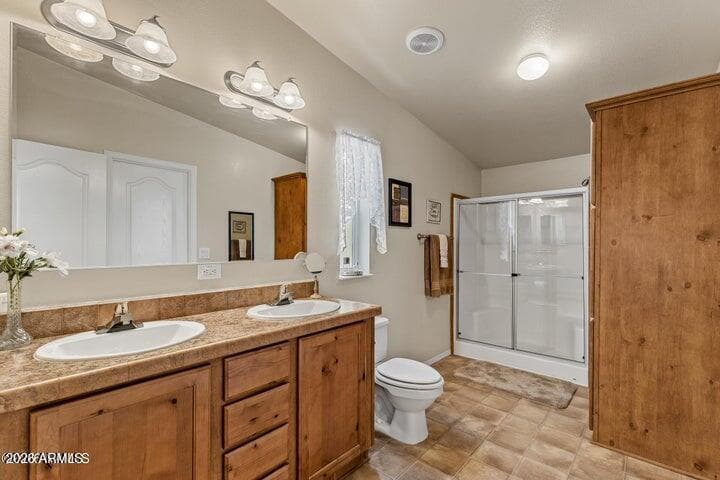 17135 S POCO Place, Munds Park, AZ 86017 — photo 11 of 25