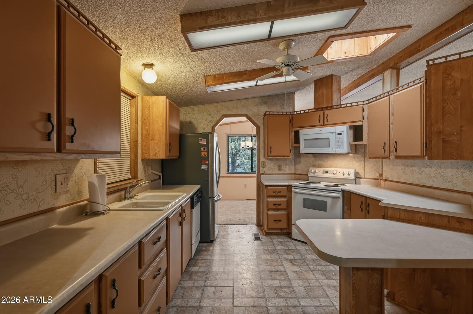 1115 W DRIFTWOOD Drive, Payson, AZ 85541 — photo 11 of 28