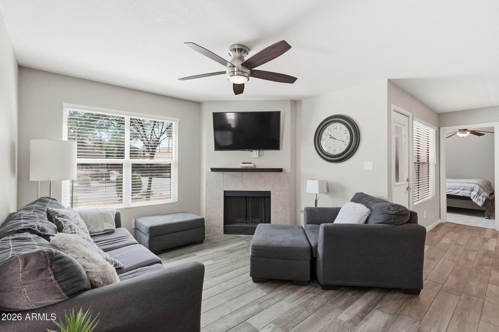 8787 E MOUNTAIN VIEW Road 1003, Scottsdale, AZ 85258 — photo 1 of 46