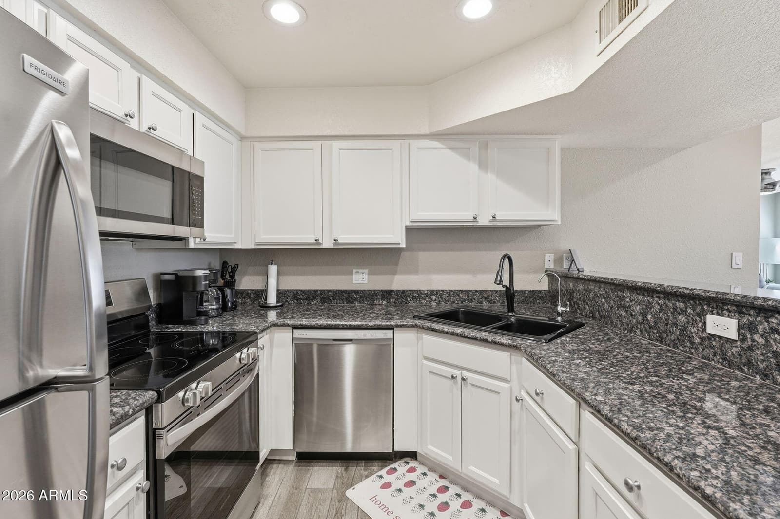 8787 E MOUNTAIN VIEW Road 1003, Scottsdale, AZ 85258 — photo 13 of 46