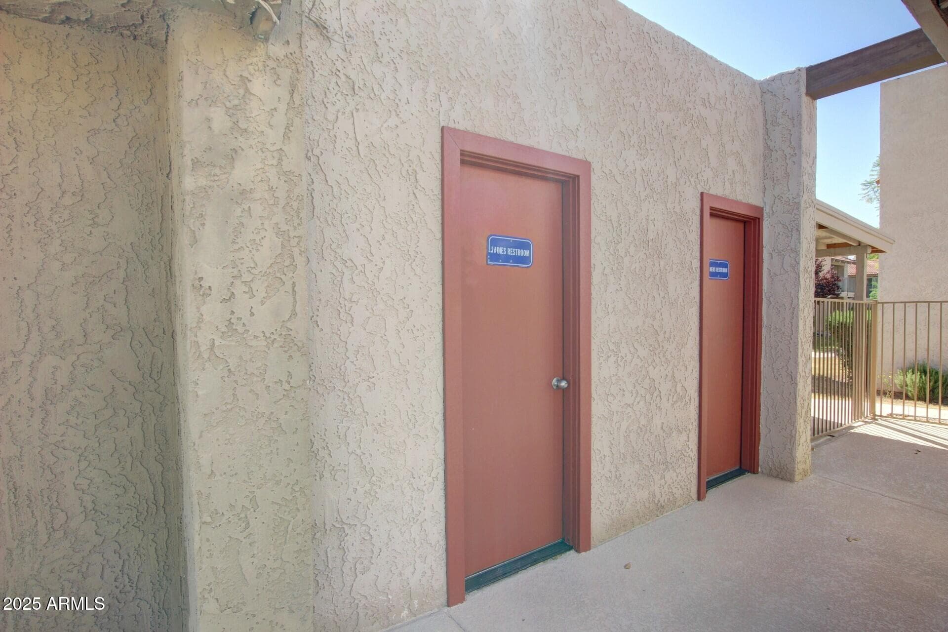 5525 E THOMAS Road M12, Phoenix, AZ 85018 — photo 36 of 42