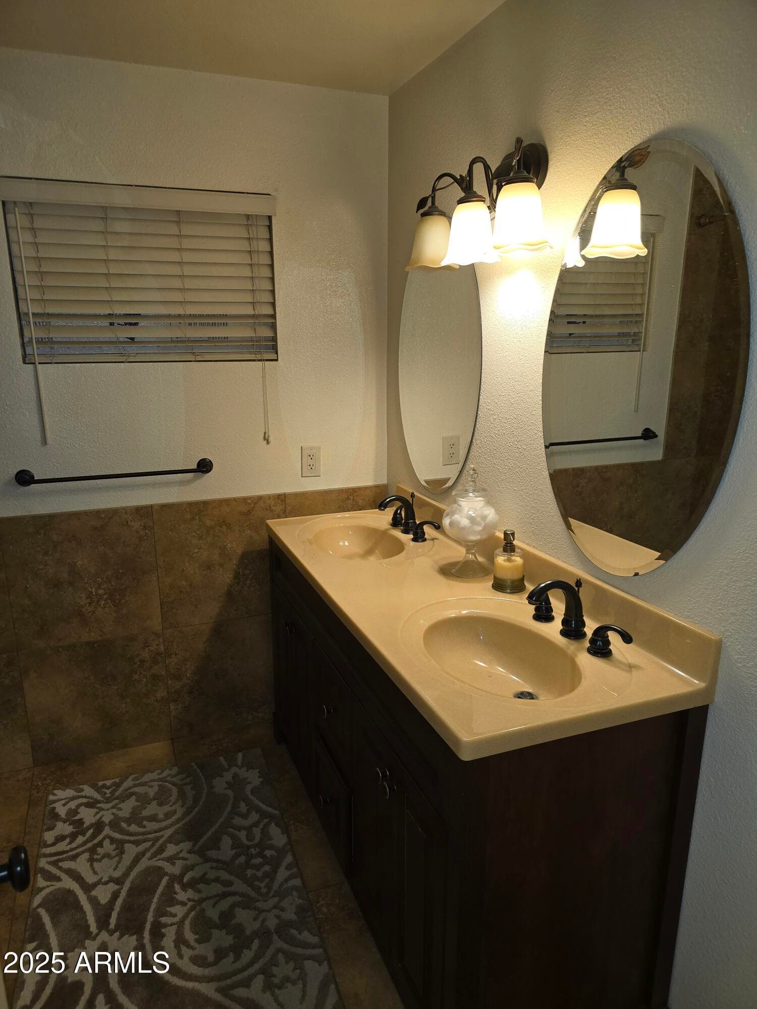 1602 E GROVE Avenue, Mesa, AZ 85204 — photo 11 of 16