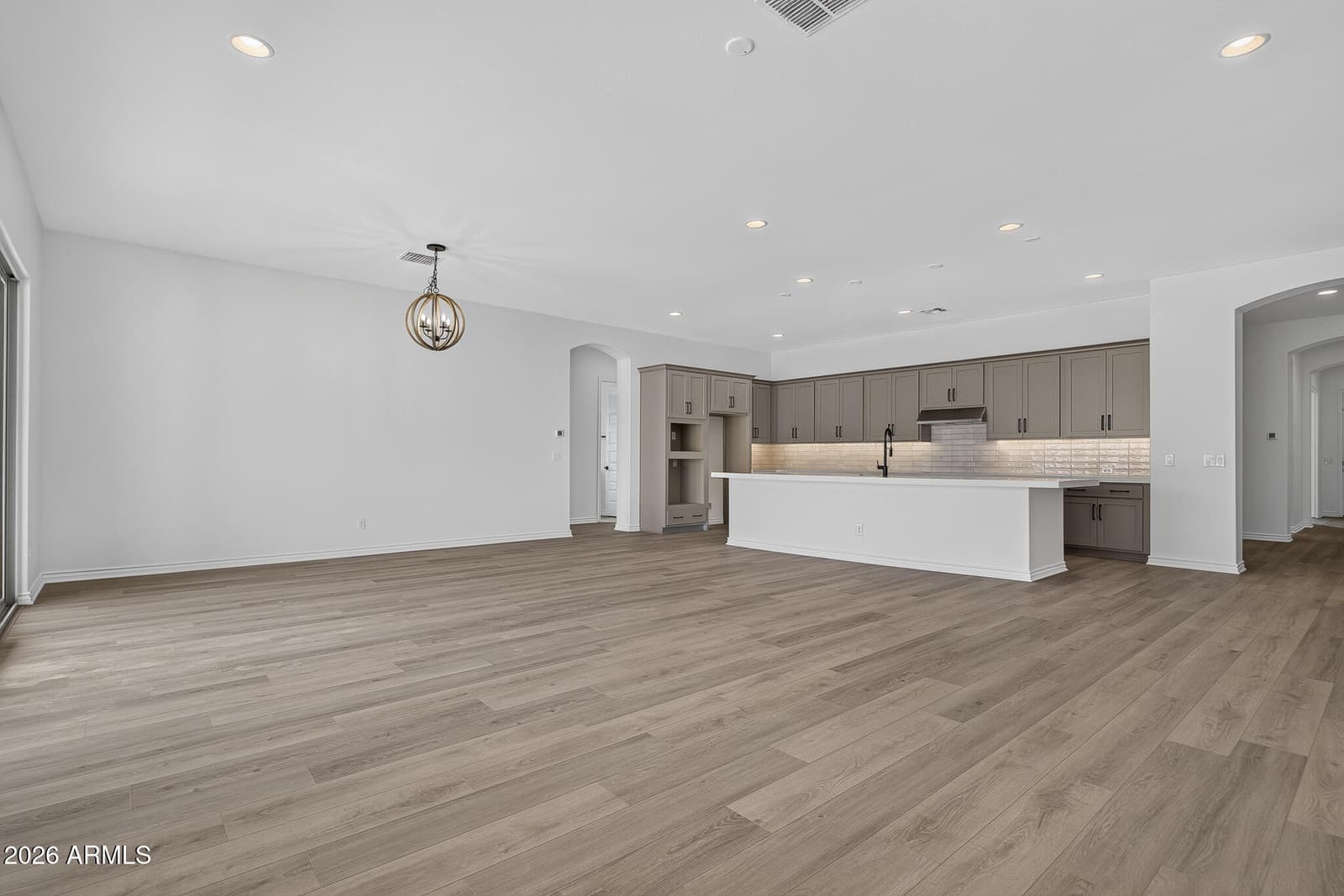 16162 W QUESTA Drive, Surprise, AZ 85387 — photo 11 of 69