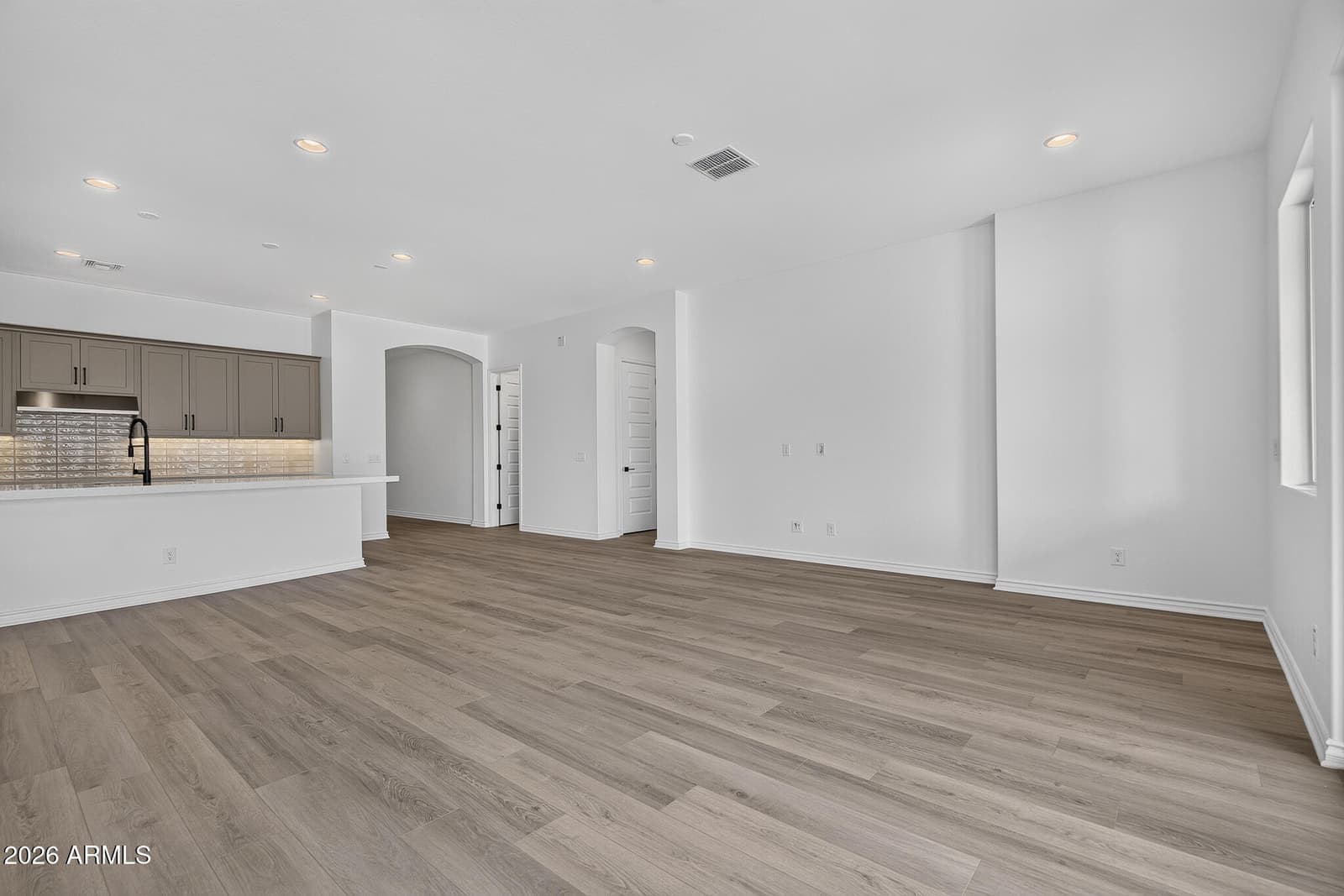16162 W QUESTA Drive, Surprise, AZ 85387 — photo 13 of 69