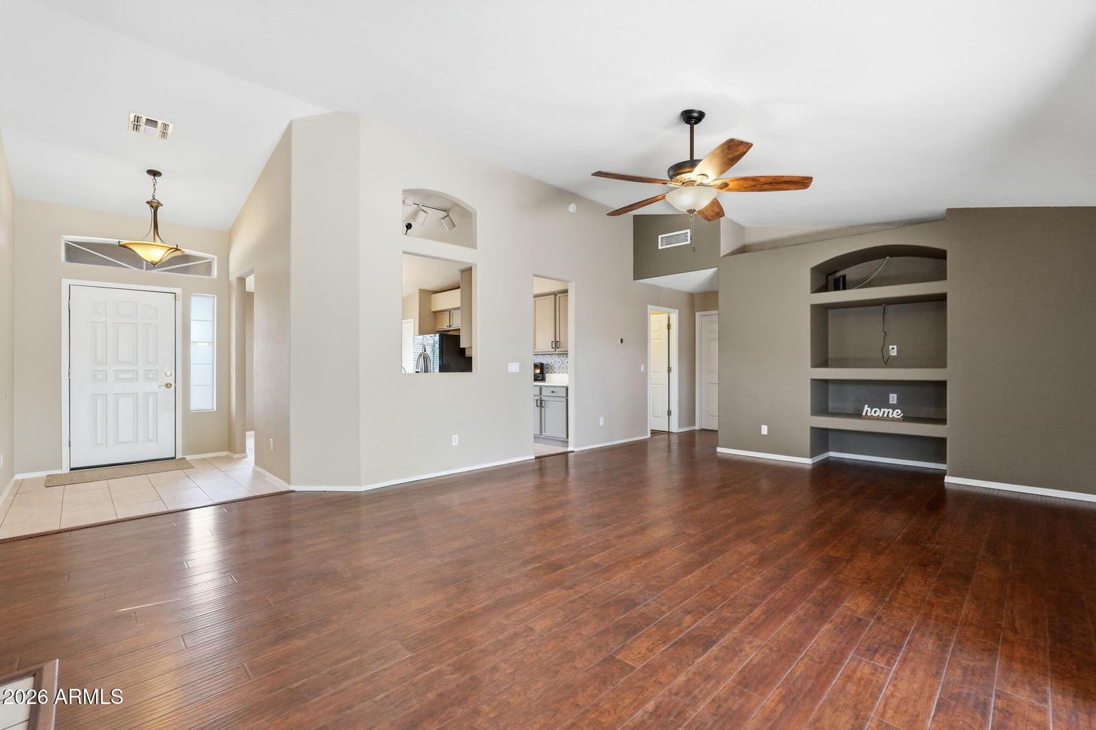 207 E DEVON Drive, Gilbert, AZ 85296 — photo 13 of 31