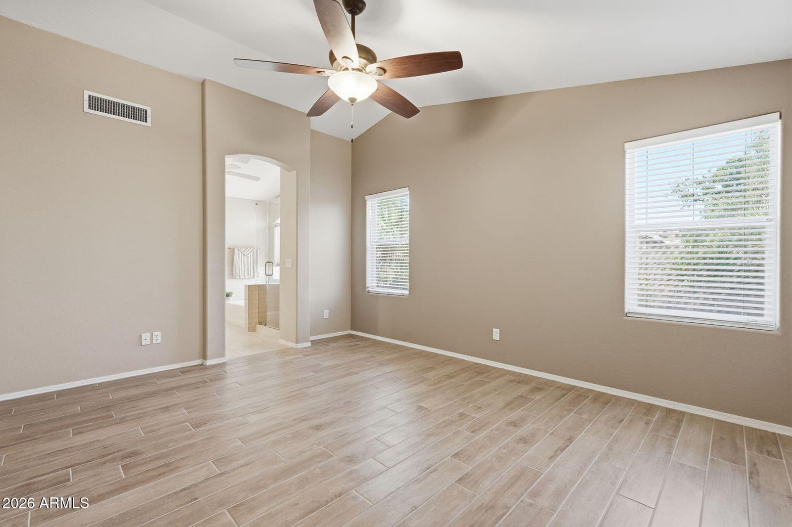 207 E DEVON Drive, Gilbert, AZ 85296 — photo 24 of 31