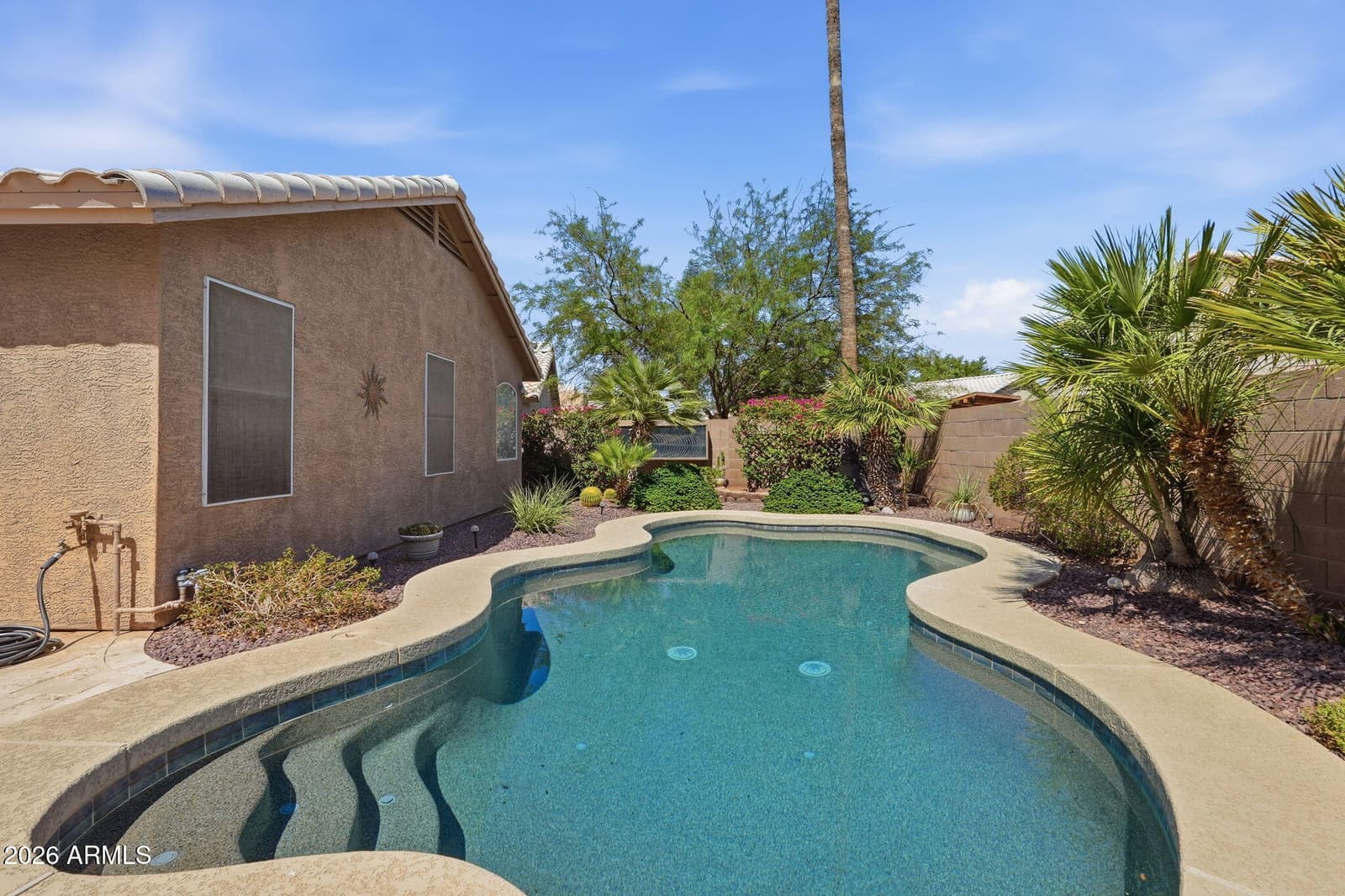 207 E DEVON Drive, Gilbert, AZ 85296 — photo 6 of 31