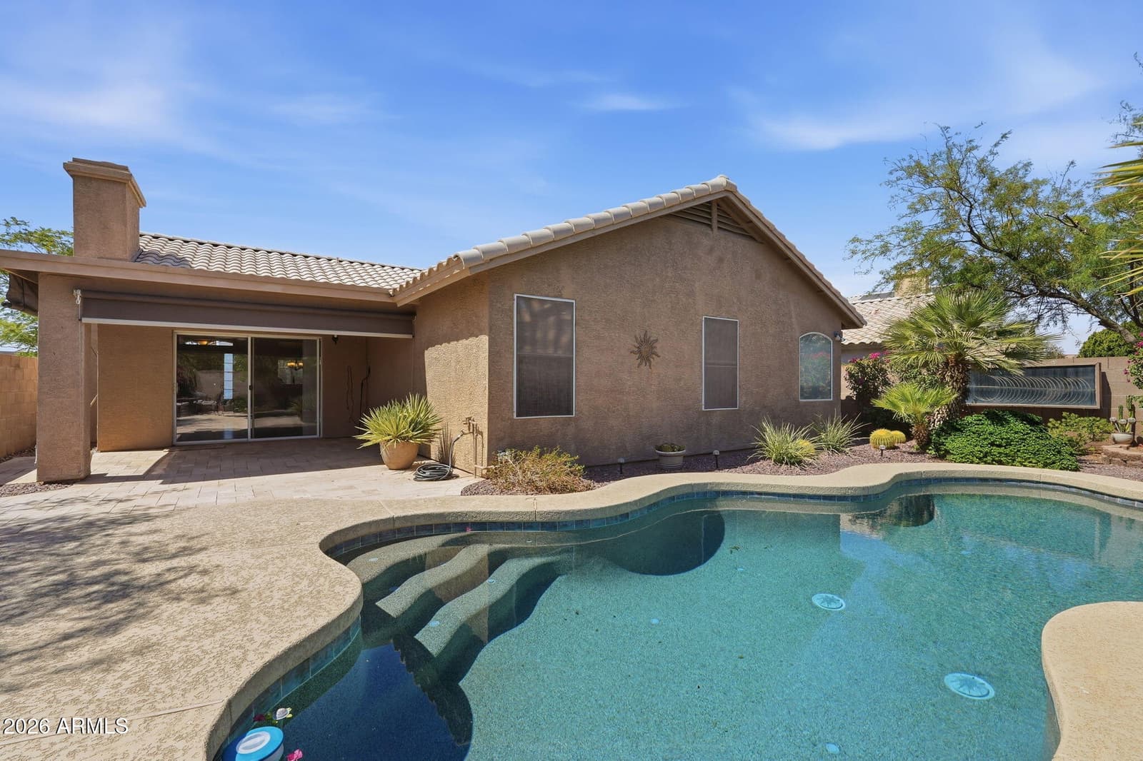 207 E DEVON Drive, Gilbert, AZ 85296 — photo 3 of 31