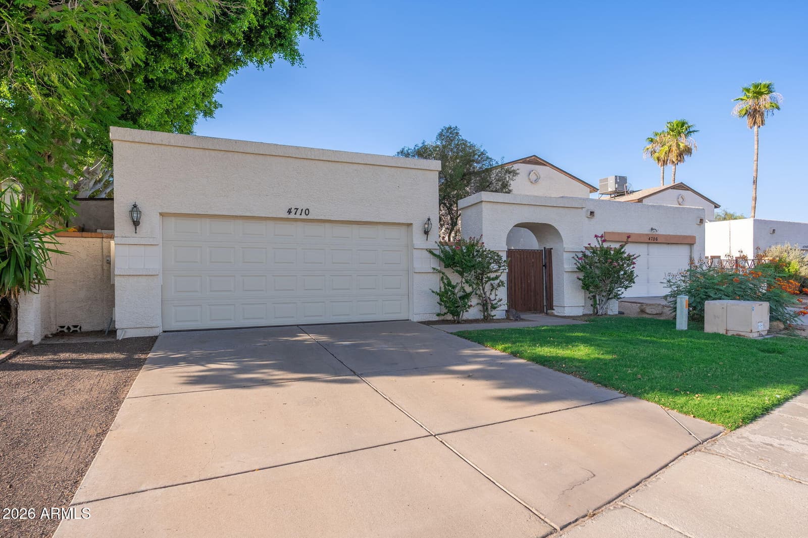 4710 W Wahalla Lane, Glendale, AZ 85308 — photo 3 of 44