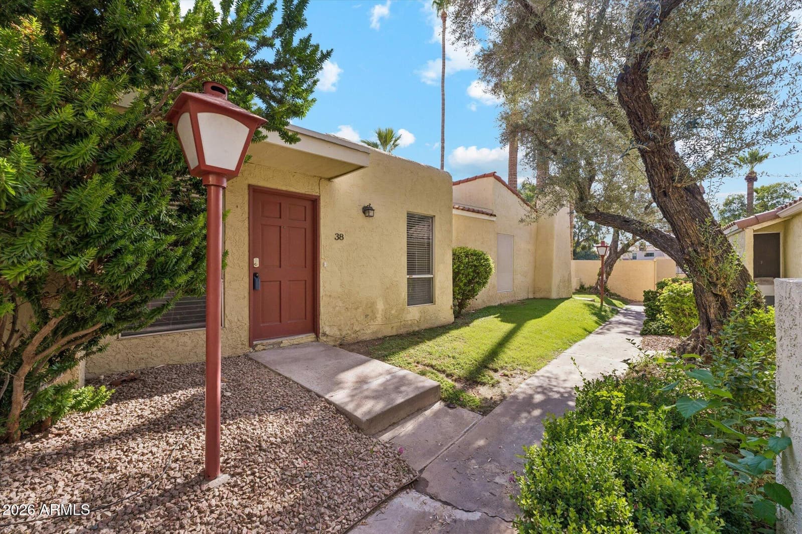 6540 N 7th Avenue 38, Phoenix, AZ 85013 — photo 2 of 33
