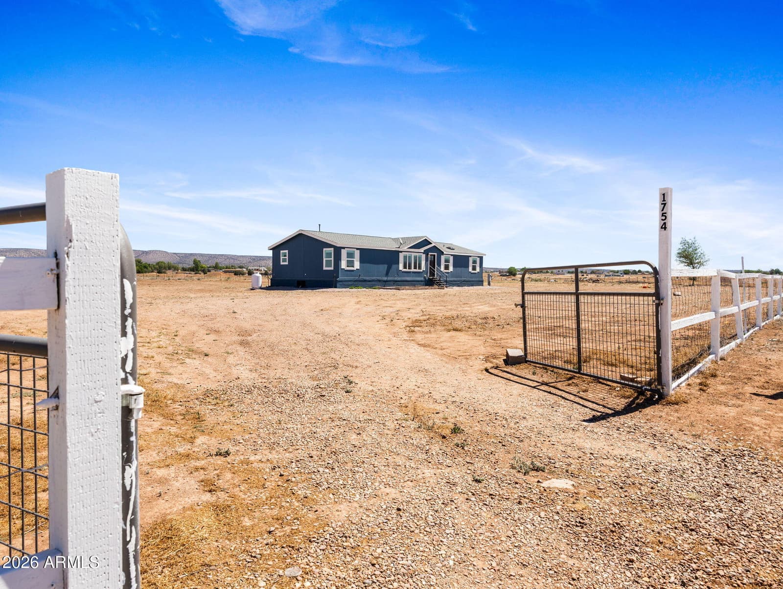 1754 W Deadwood Ranch Road, Paulden, AZ 86334 — photo 6 of 51