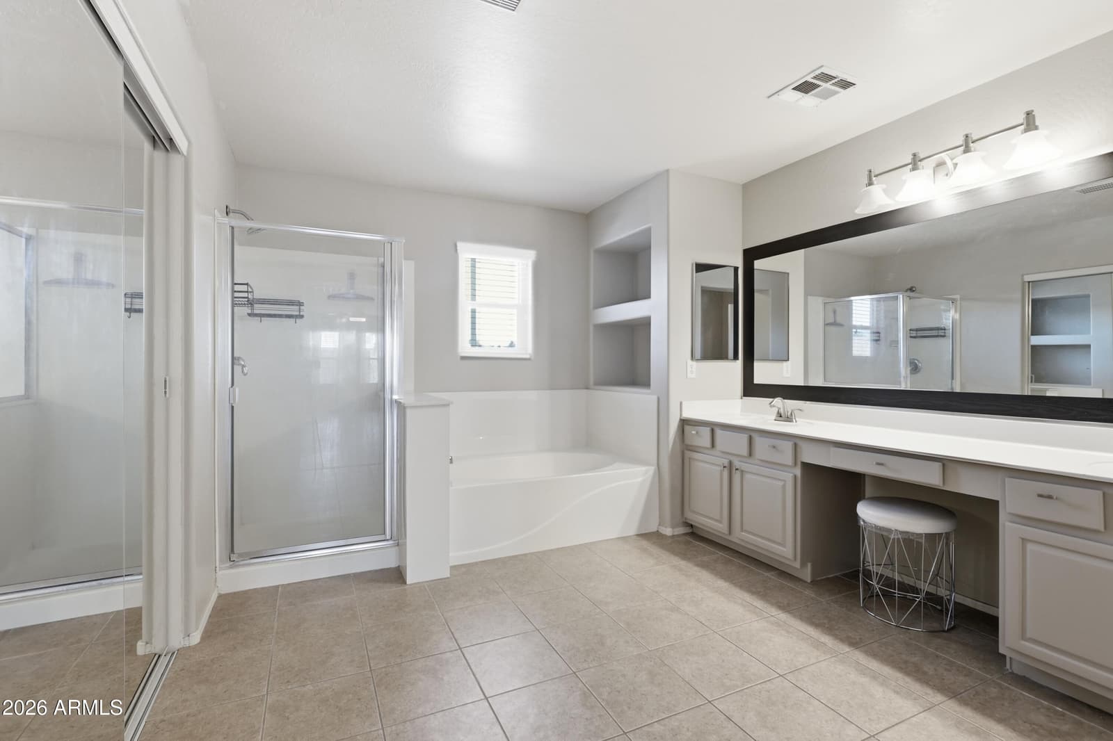 4543 E FRANKLIN Avenue, Gilbert, AZ 85295 — photo 3 of 44