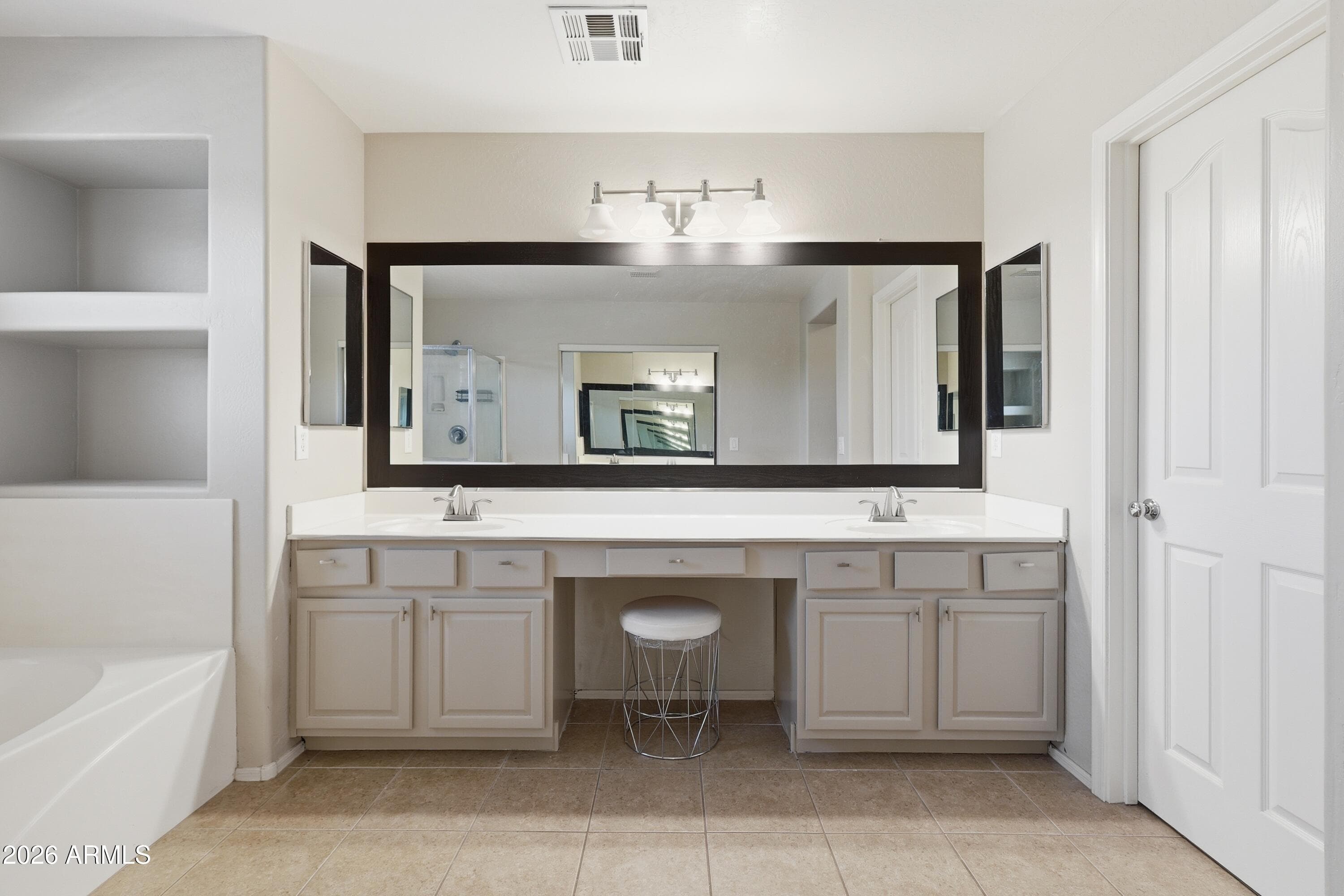 4543 E FRANKLIN Avenue, Gilbert, AZ 85295 — photo 18 of 44