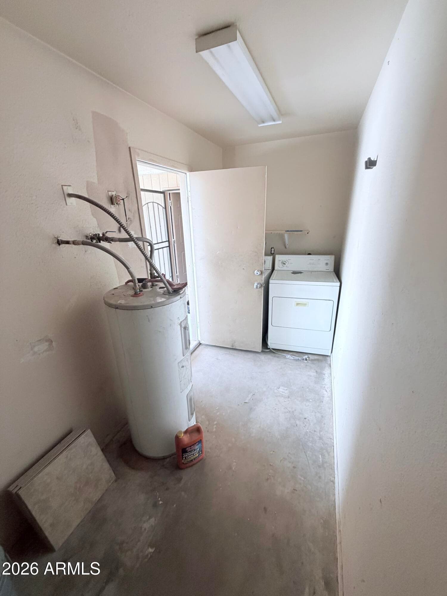 13216 W Tuckey Lane, Glendale, AZ 85307 — photo 10 of 31
