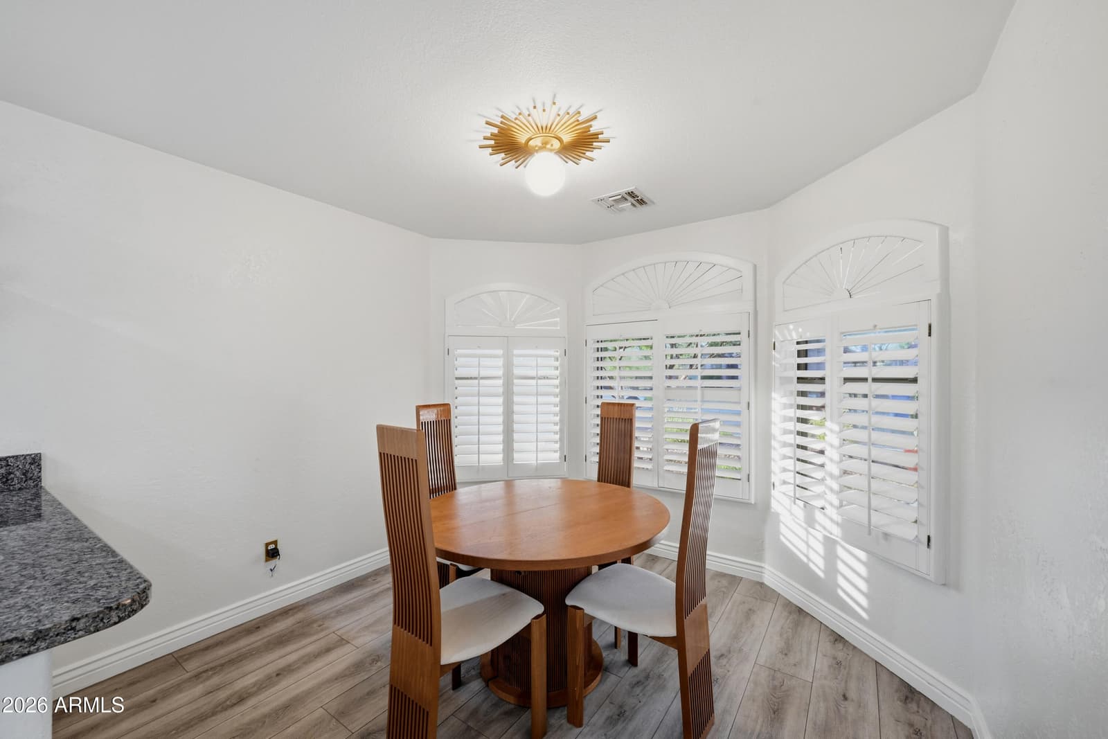 4605 E JAEGER Road, Phoenix, AZ 85050 — photo 8 of 35