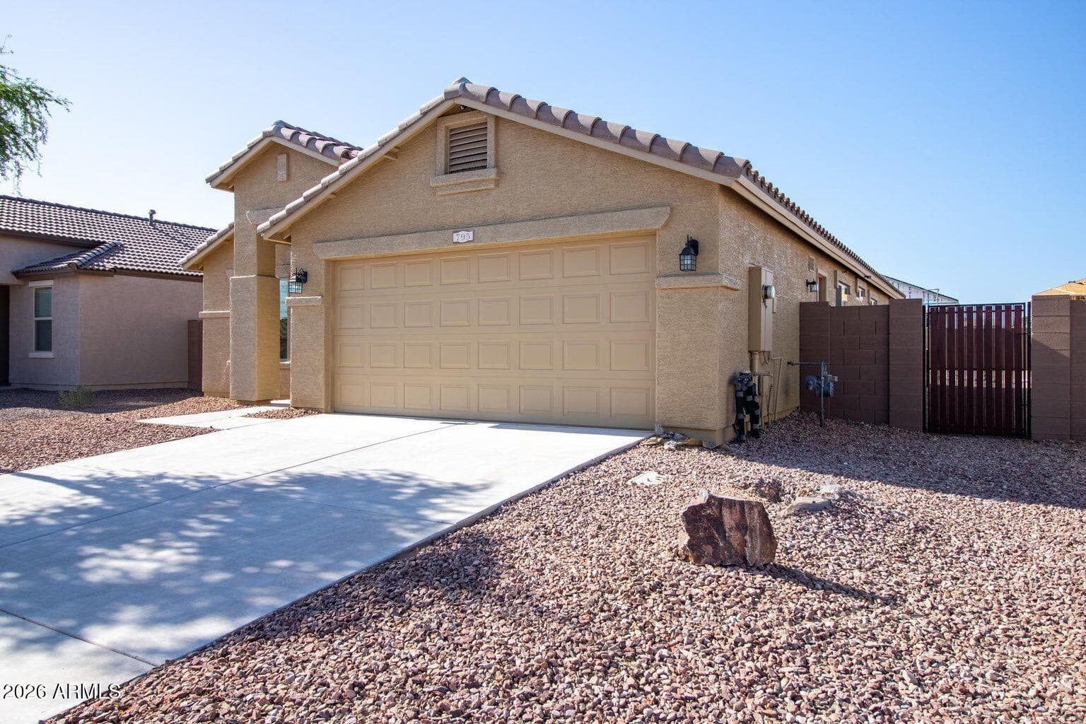 795 W FAIRLANE Court, Casa Grande, AZ 85122 — photo 4 of 25