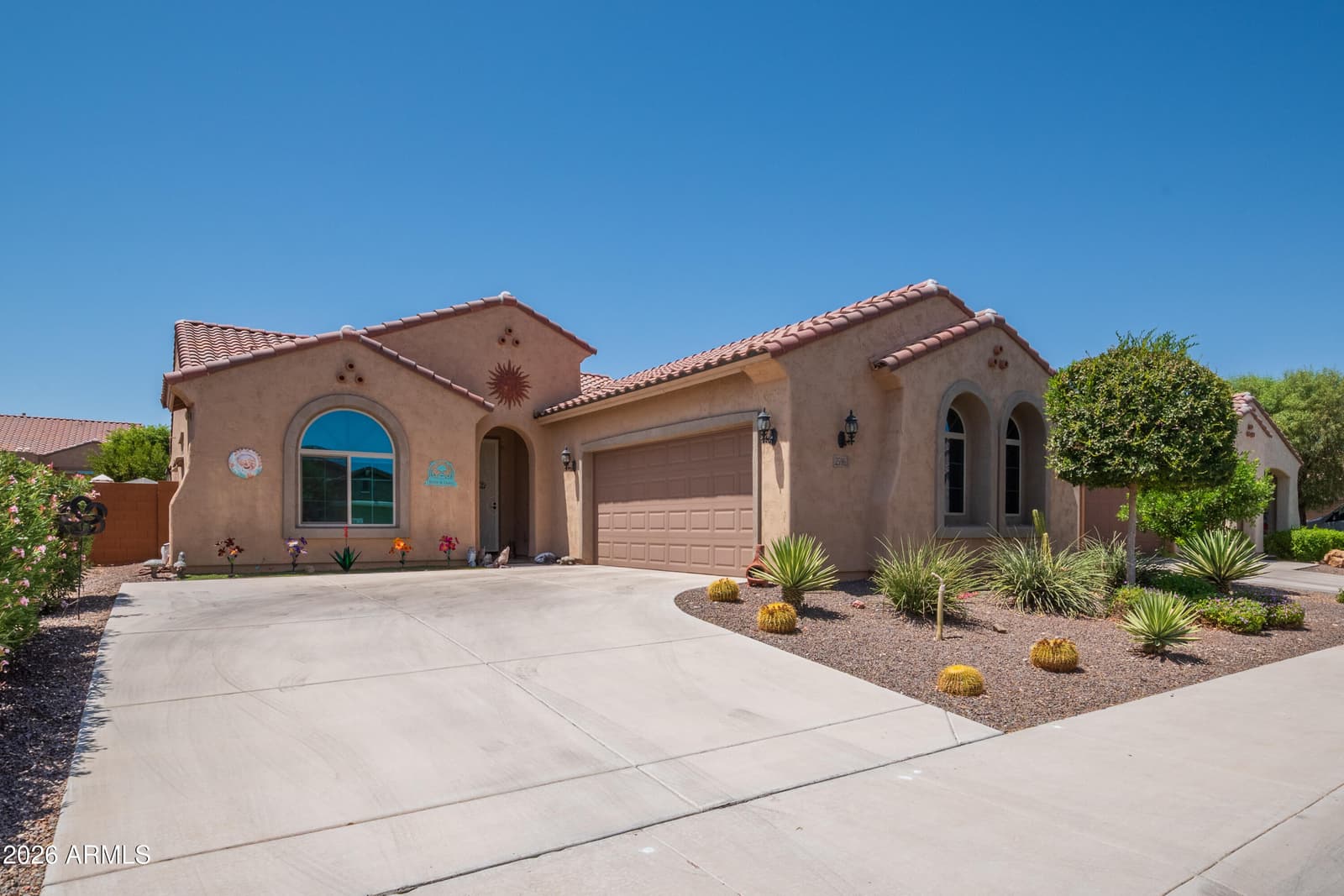 25963 W SEQUOIA Drive, Buckeye, AZ 85396 — photo 8 of 47