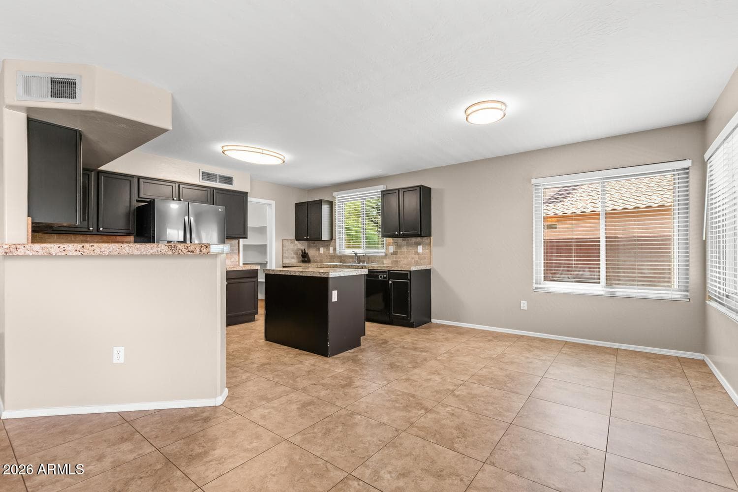 20826 N 10TH Street, Phoenix, AZ 85024 — photo 14 of 35