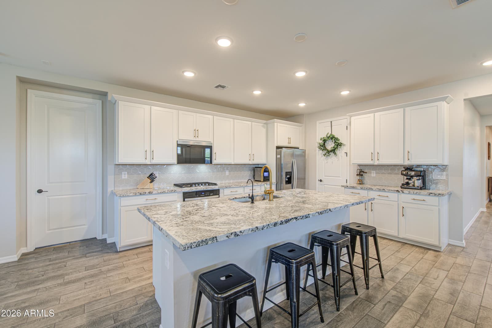 4417 W CHARLIE Drive, San Tan Valley, AZ 85144 — photo 8 of 47