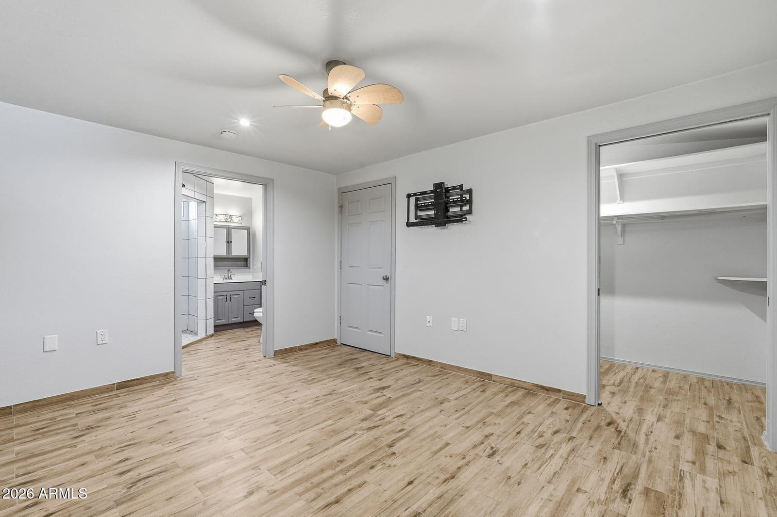 7314 S OAK Street, Tempe, AZ 85283 — photo 12 of 26